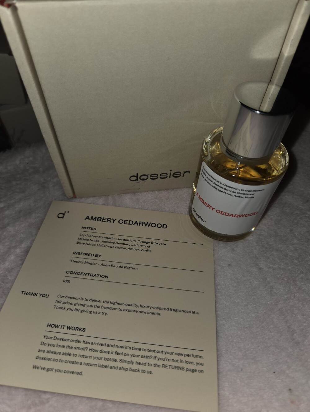 Dossier Ambery Cedarwood